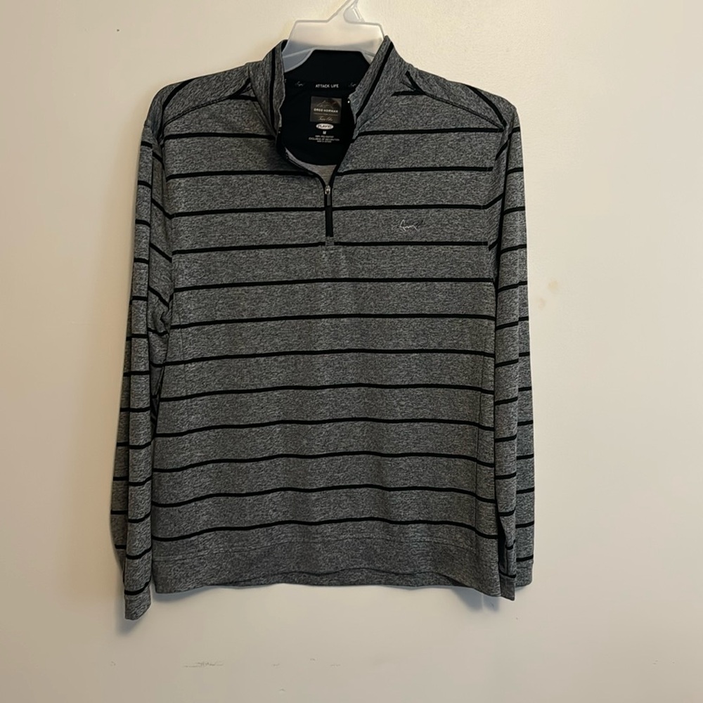 Greg Norman ATTACK LIFE Gray with black stripe 1/4 zip Golf pullover Men’s M